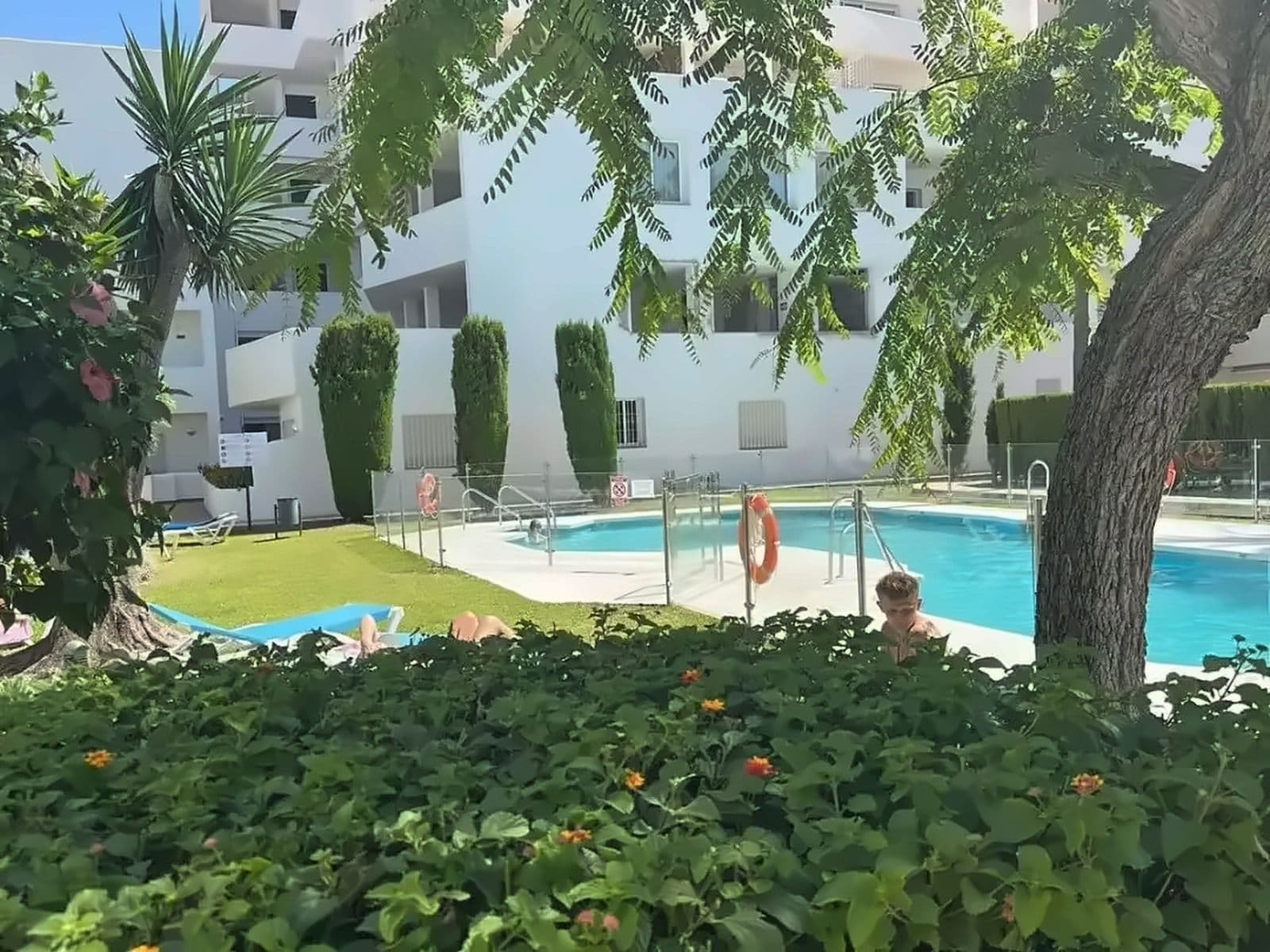 Apartment · Jardines de Andalucia, Marbella · 2 bedrooms · 200928