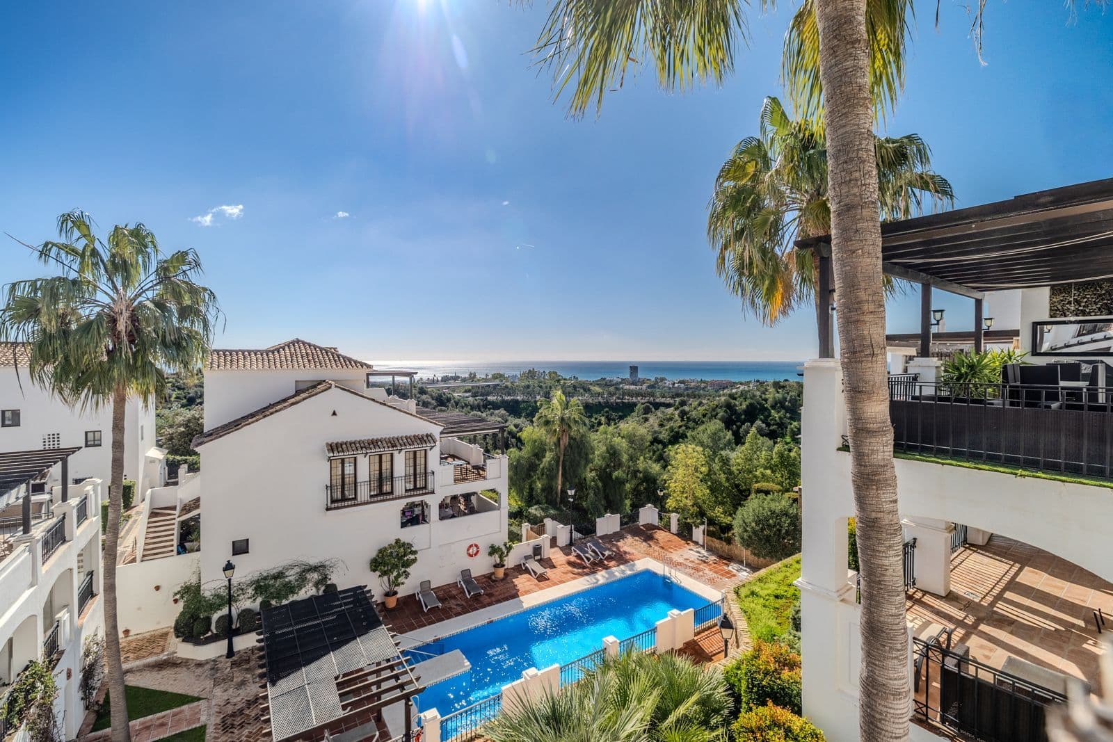 Los Altos de los Monteros, Marbella: Piso · 2 dormitorios · 200686