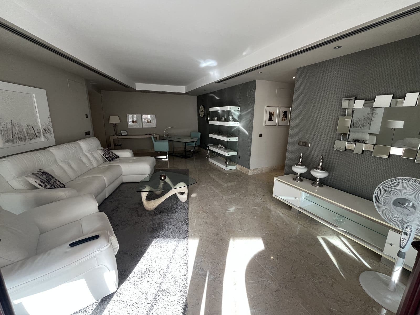 Casablanca Beach, Marbella: Piso · 3 dormitorios · 200843