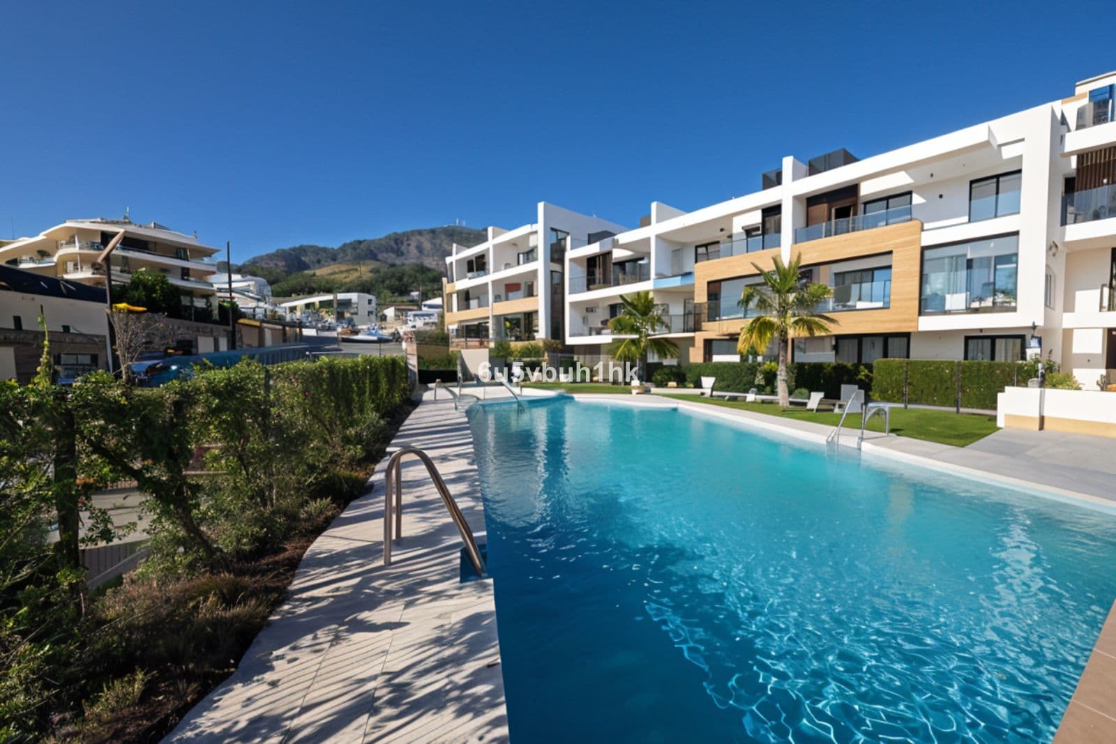 Apartment · Lomas del Higueron, Fuengirola · 3 bedrooms · 200388