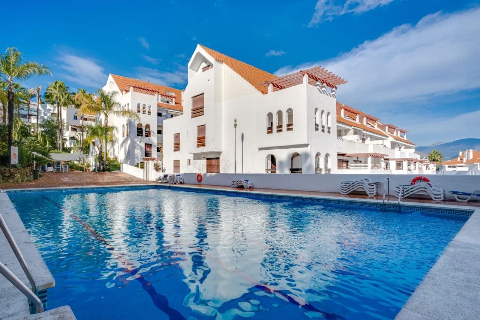 La Maestranza, Marbella — Квартира · 3 спальни · 200926