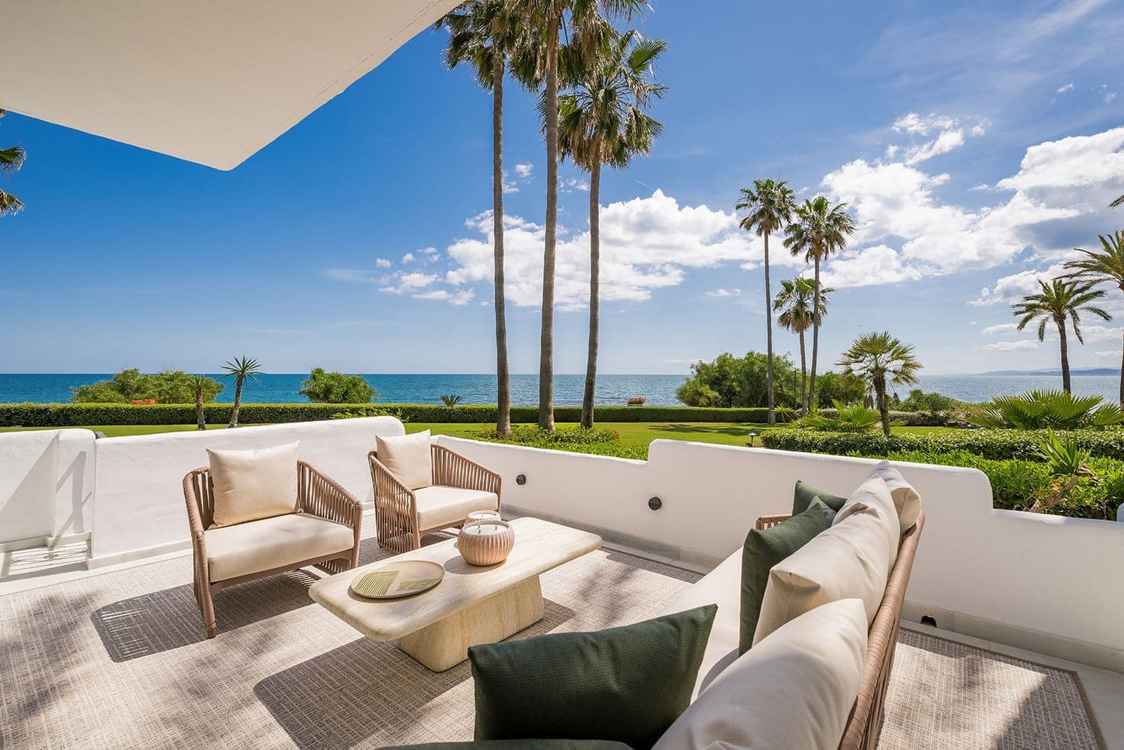 Alcazaba Beach, Estepona — Квартира · 3 спальни · 200256
