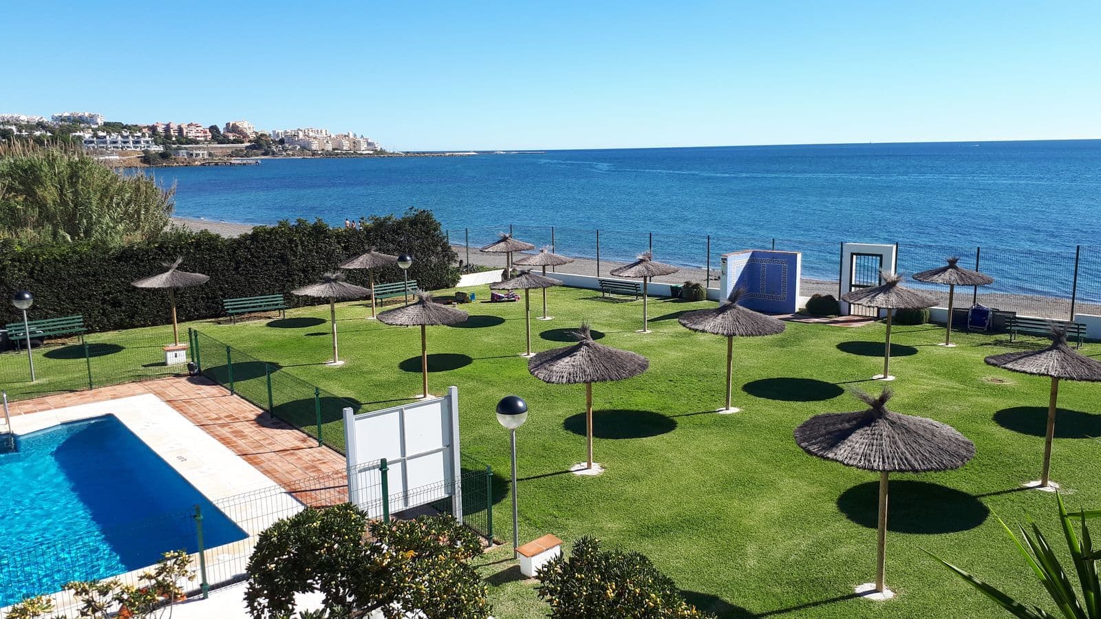 Bahia de Estepona, Estepona: Apartment · 2 bedrooms · 200312