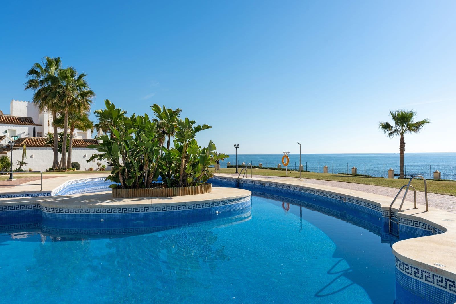 Playa Lucera, Mijas: Apartment · 2 bedrooms · 201176