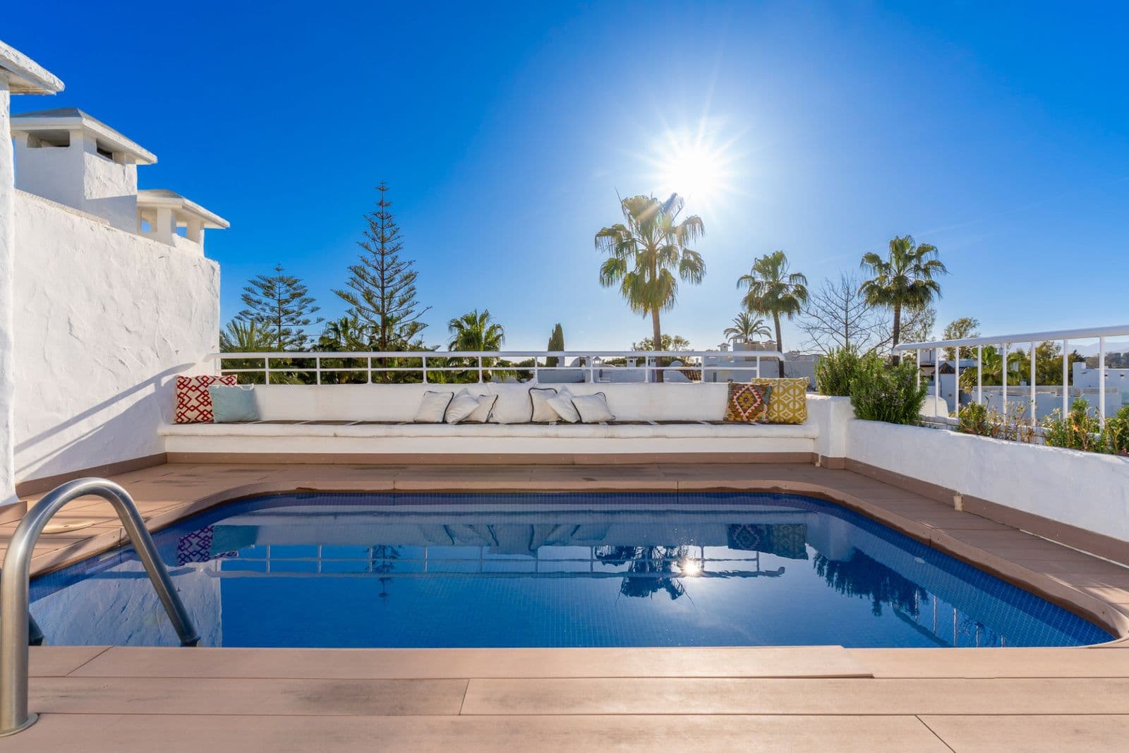 Квартира · Alhambra del Mar, Marbella · 3 спальни · 200751