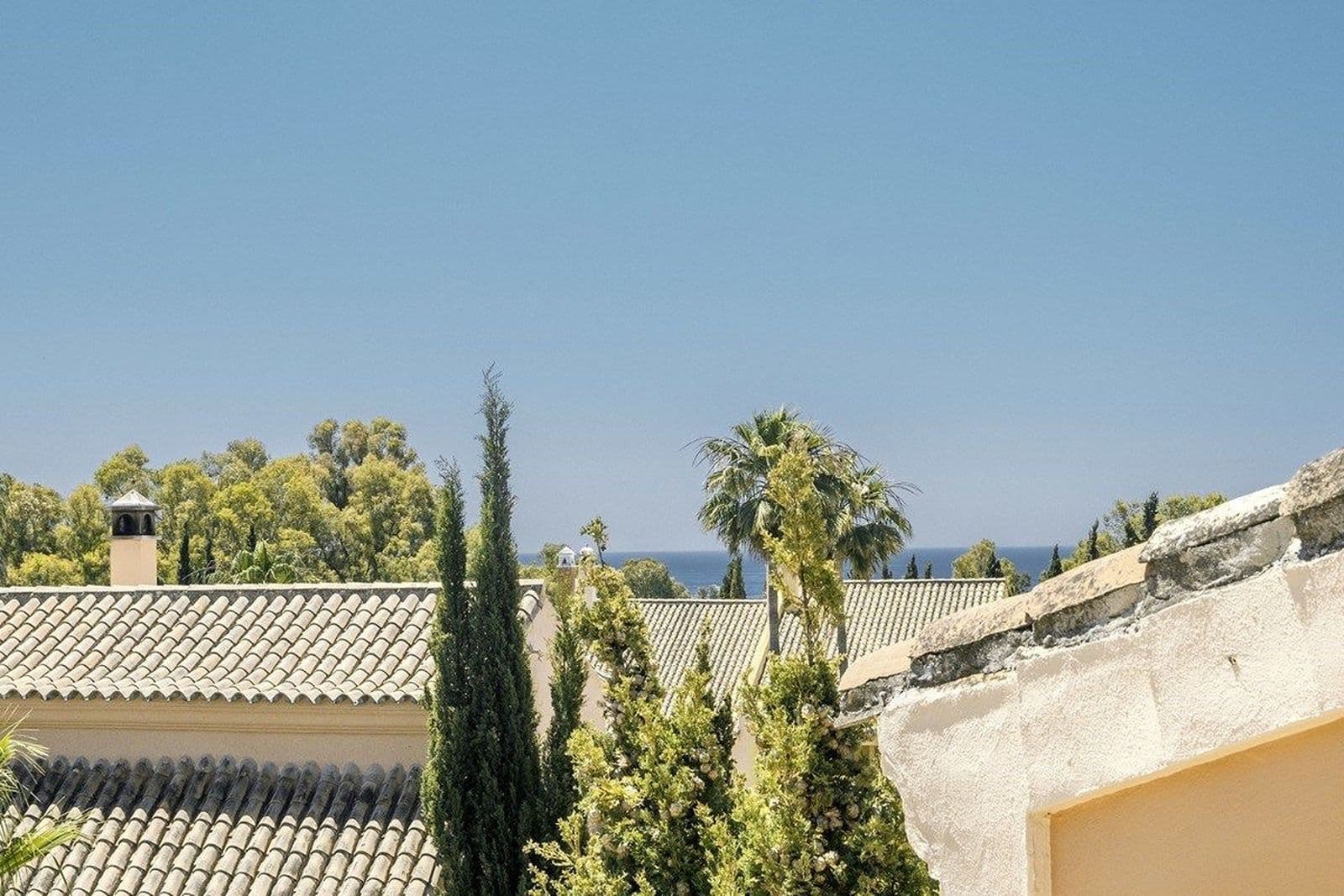 Jardines de las Lomas, Marbella: Adosado · 4 dormitorios · 200589