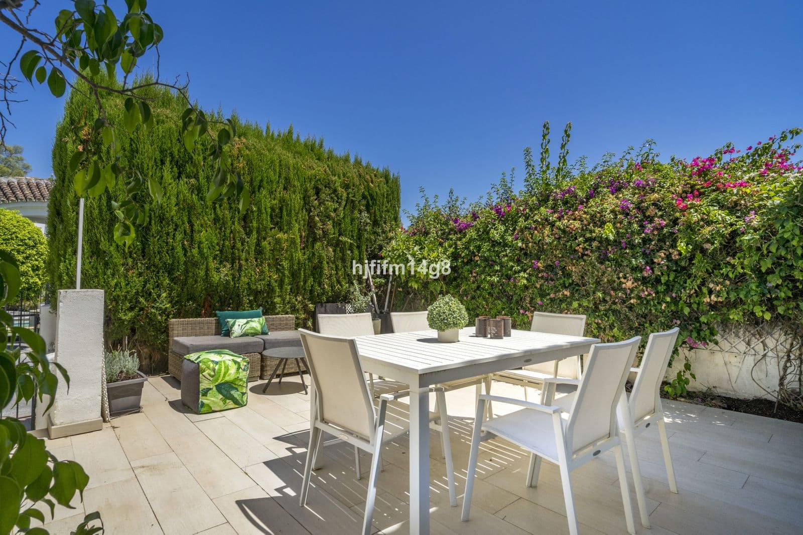 Townhouse · El Naranjal, Marbella · 2 bedrooms · 200574