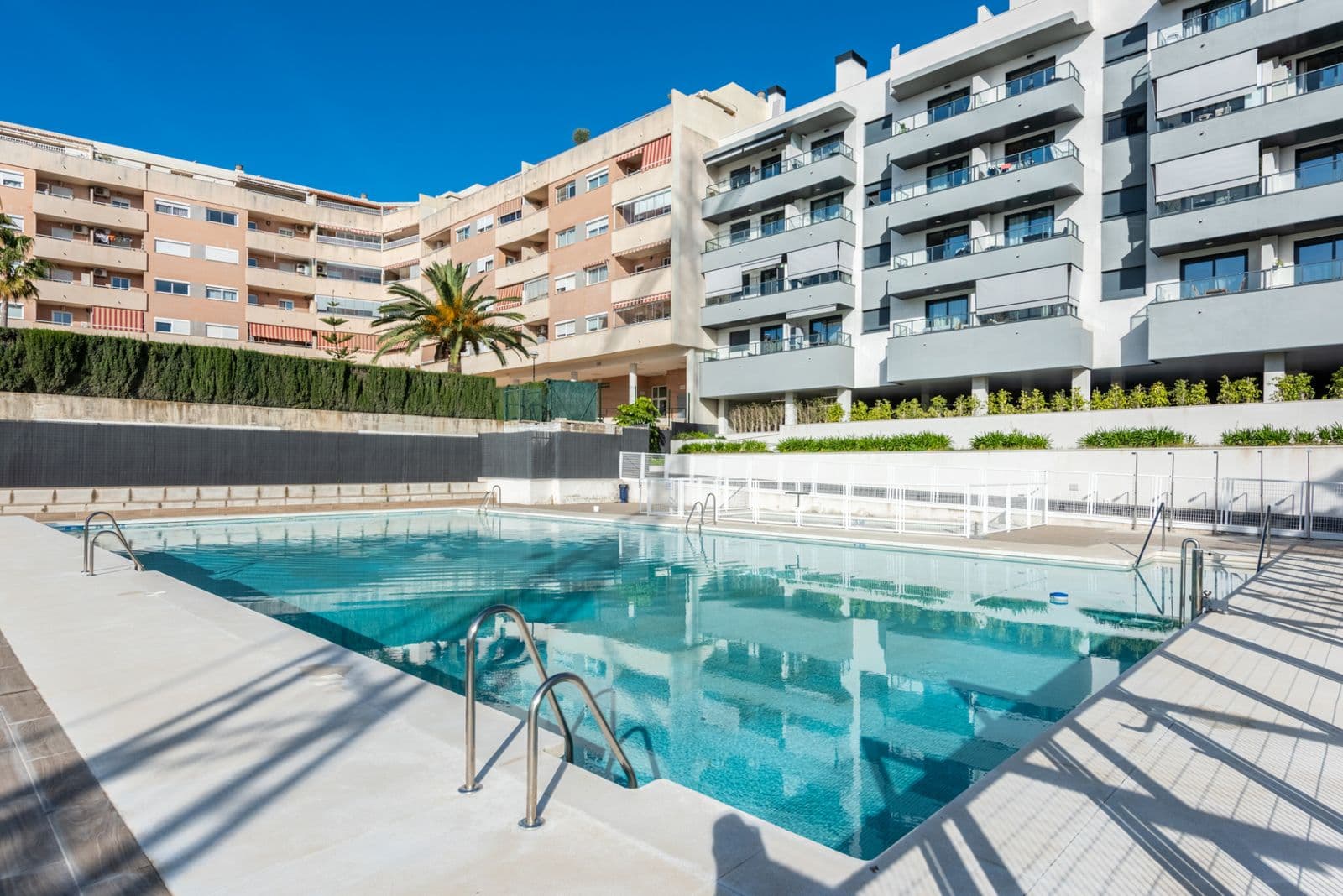 Las Lagunas, Mijas: Apartment · 3 bedrooms · 201016