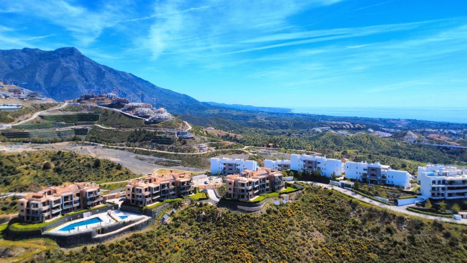 Квартира: Real de la Quinta, Benahavís · 2 спальни · 200053