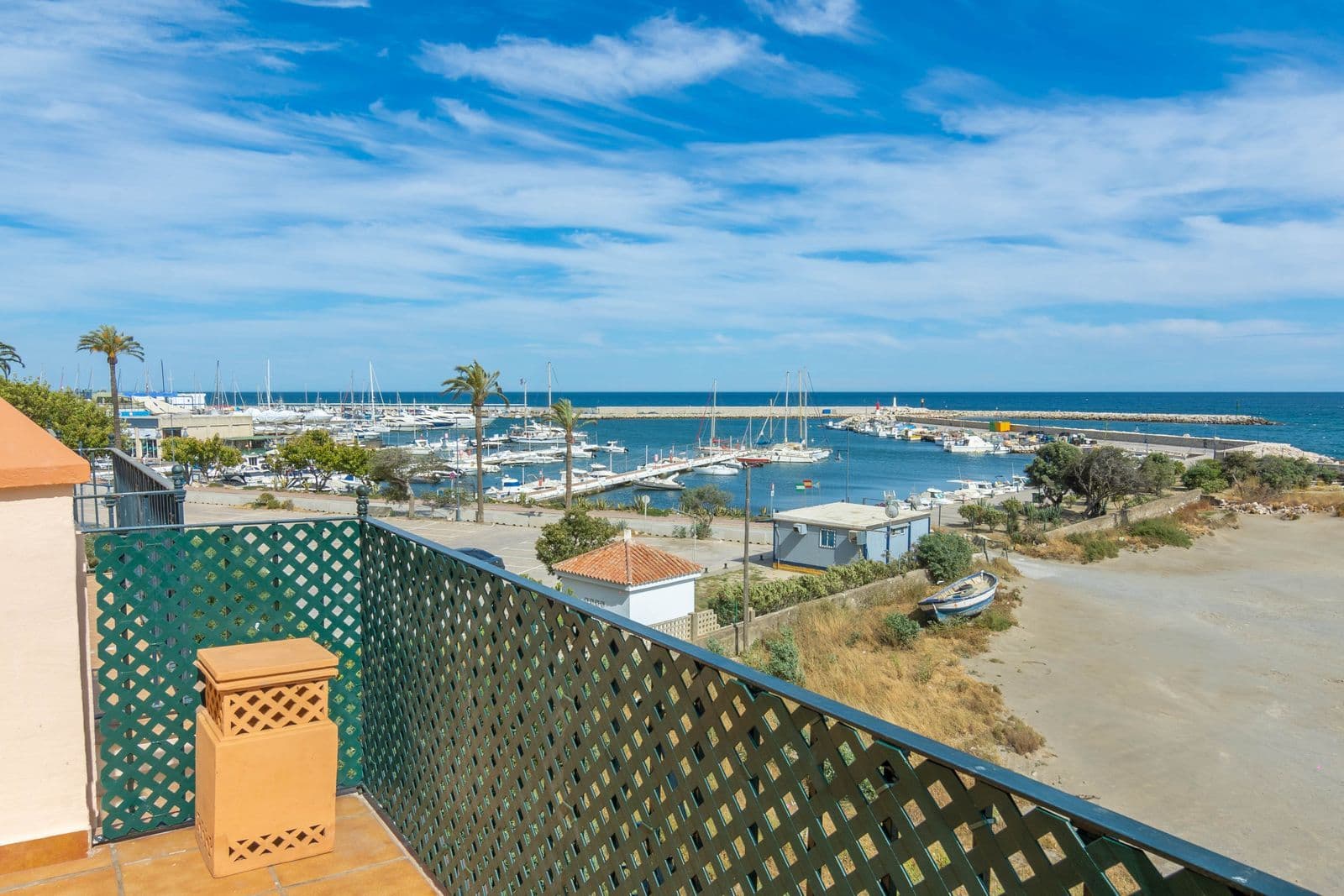 Adosado · Belgravia Club, Estepona · 4 dormitorios · 200206