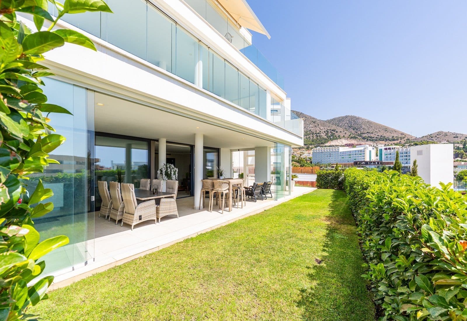 Apartment in Higueron West Phase, Fuengirola · 3 bedrooms · 200399