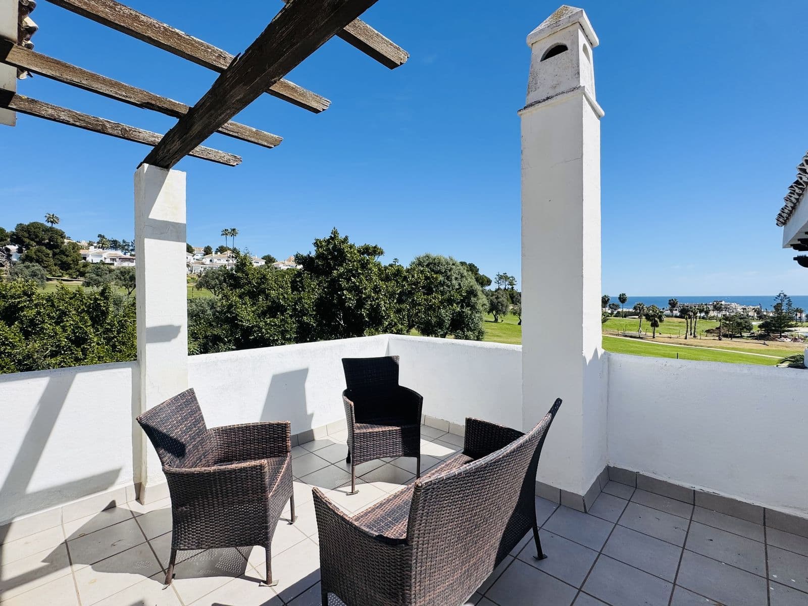 Jardines del Golf, Manilva: Townhouse · 3 bedrooms · 200422