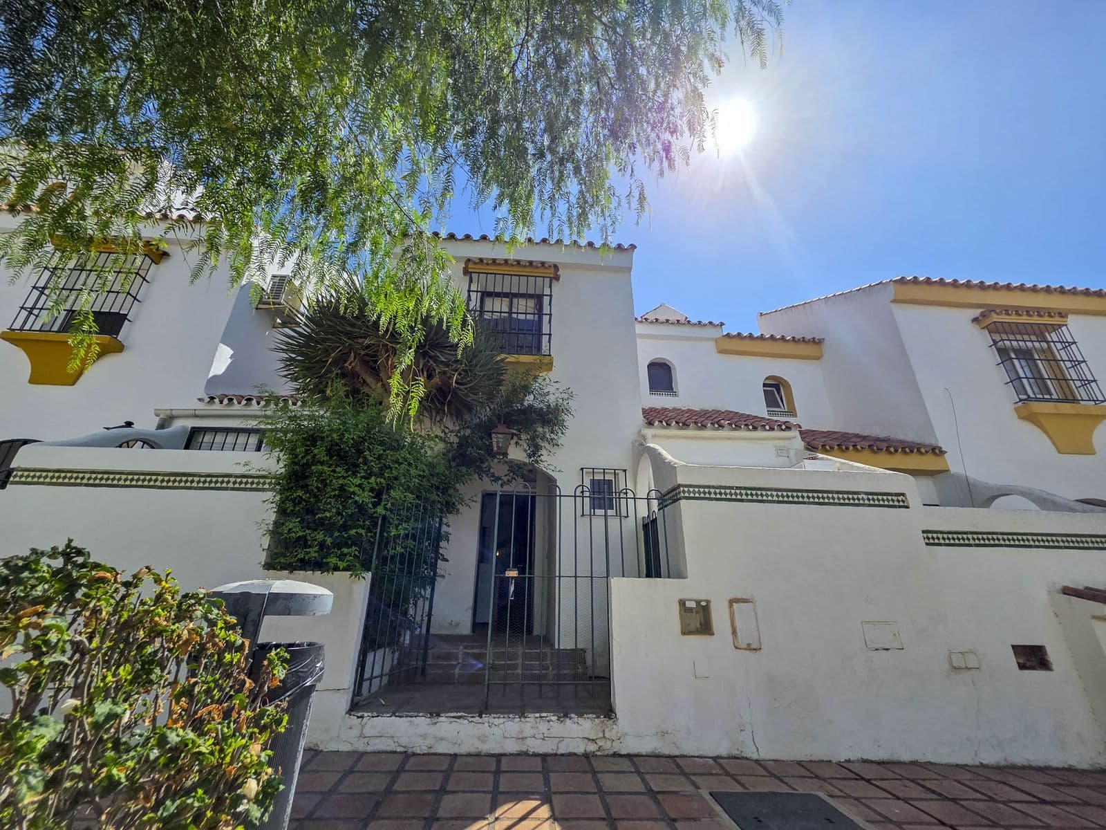 Marina de Casares, Casares: Townhouse · 3 bedrooms · 200123