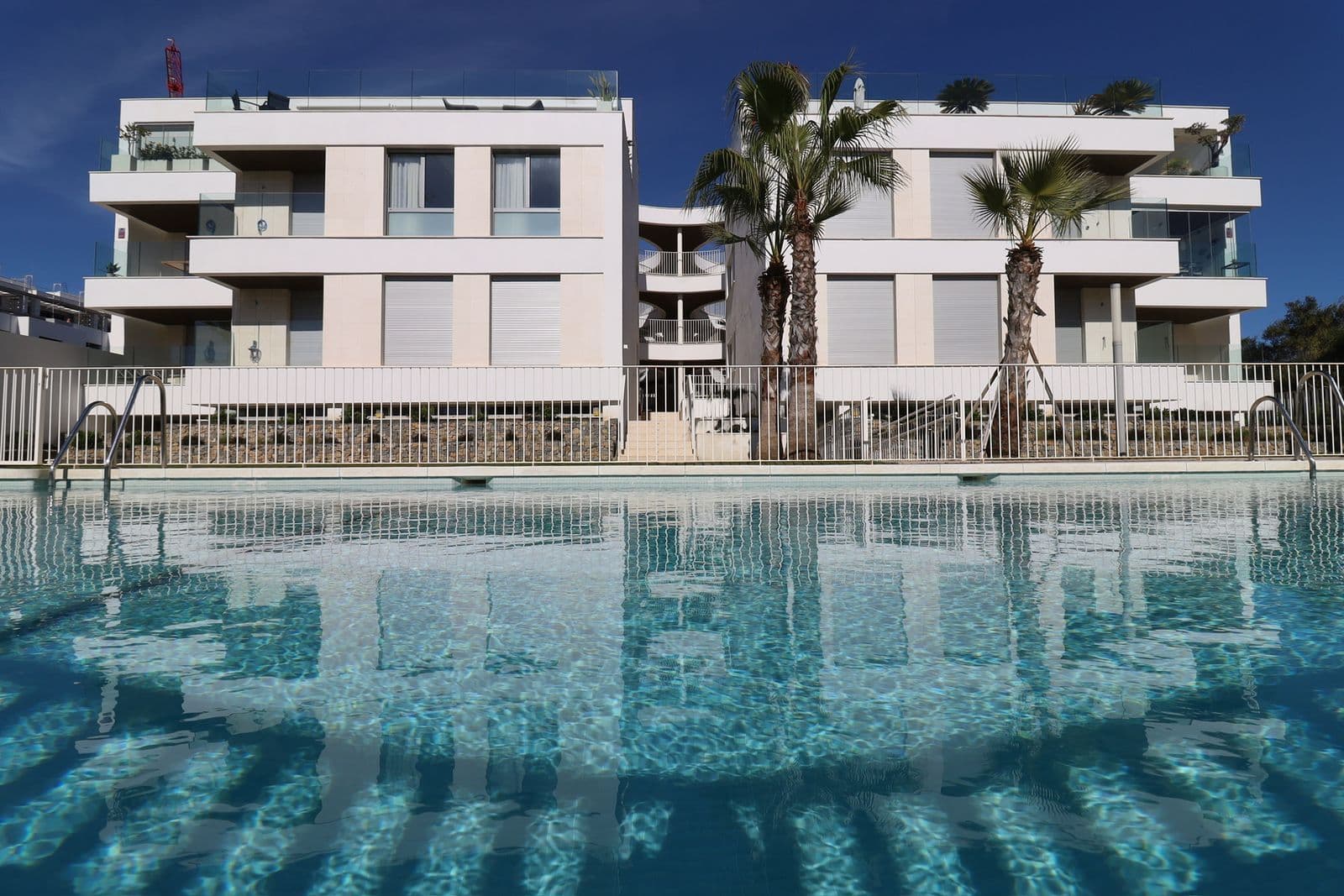 Estrella del Mar, Marbella: Piso · 3 dormitorios · 200826