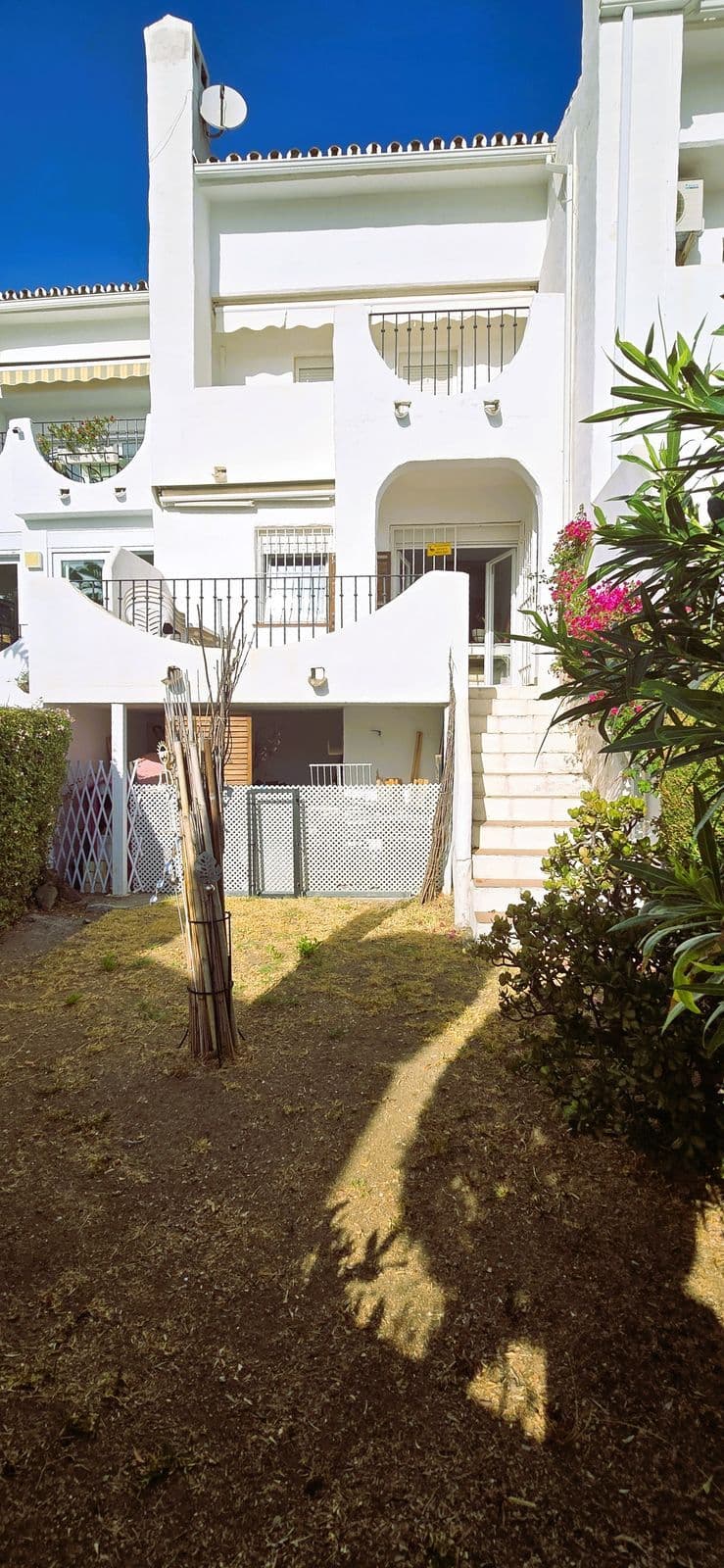 Adosado · Los Altos de los Monteros, Marbella · 2 dormitorios · 200593
